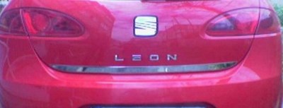 Накладка на кромку крышки багажника (нерж.) 1 шт. SEAT LEON MK2 2006 - 2012 ― PEARPLUS.ru